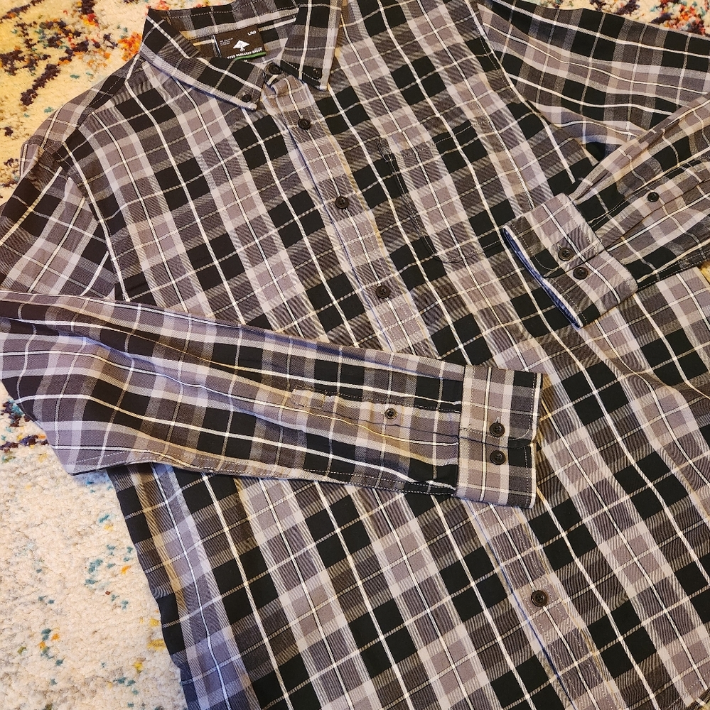 LRG Shirt